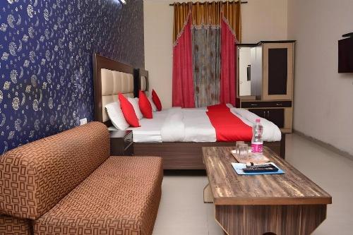 Airport Hotel Mayank Residency image 28