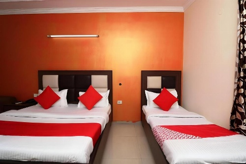 Airport Hotel Mayank Residency image 40