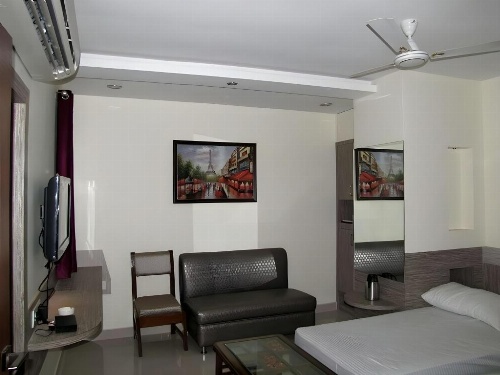Airport Hotel Mayank Residency image 45