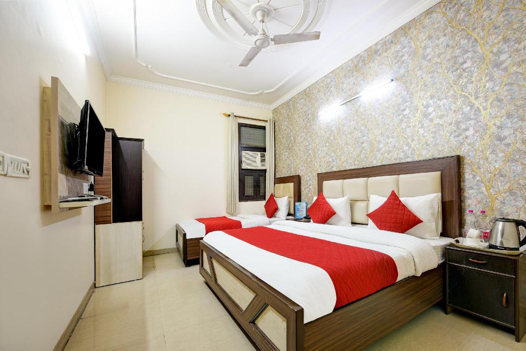 Room image 4