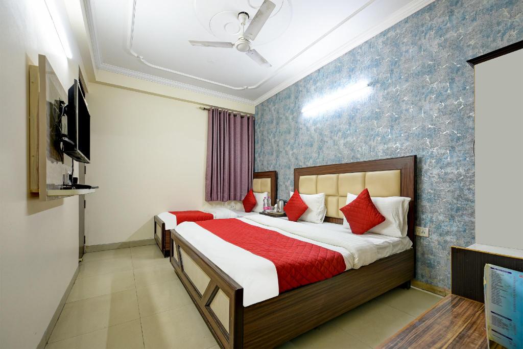 Room image 5